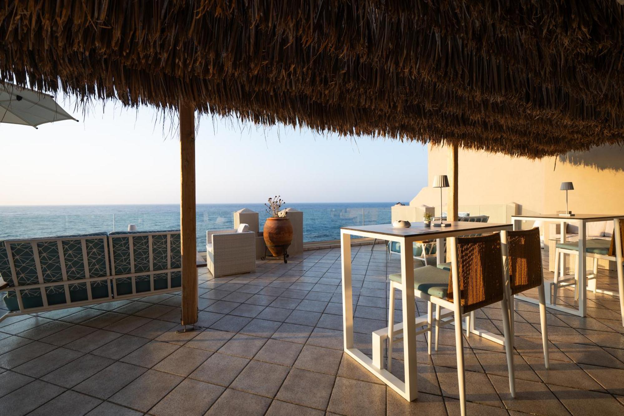 Cavos Bay Hotel & Studios Armenistís Exterior foto